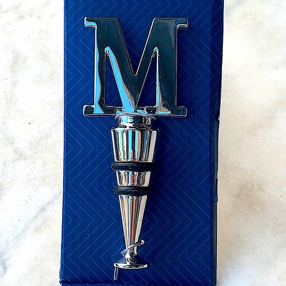 STOREHOUSE ENTERTAIN ALPHABET M WINE STOPPER - Picture 4 of 6